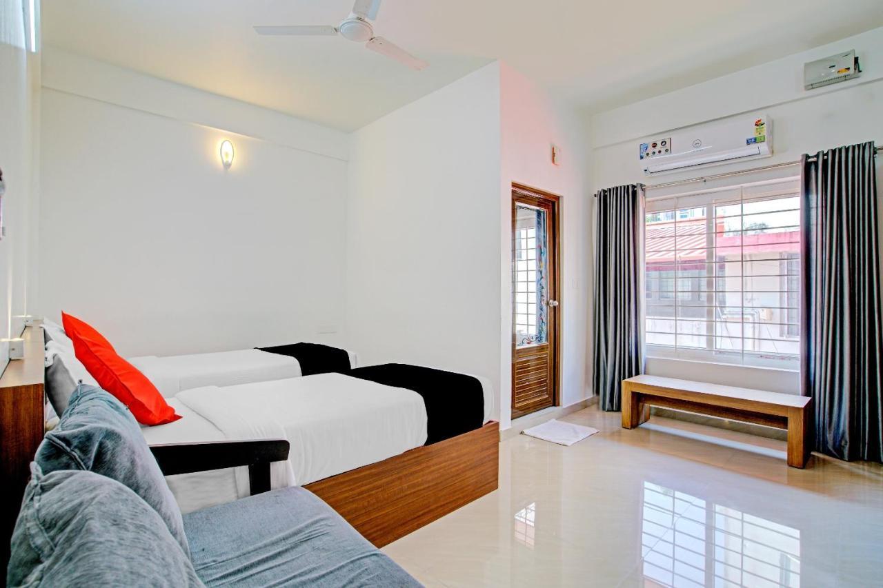 Vaccinated Staff- Capital O 74715 Phoenix Holidays Hotel Kochi Ngoại thất bức ảnh
